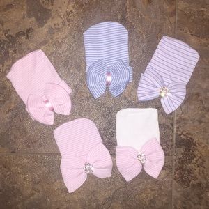 Newborn hats with bows. Baby girl hospital beanies